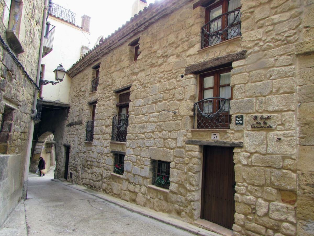 Con Mucho Encanto En Un Entorno Magico